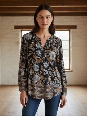 Lucky Brand Elegant Flowing Floral Blouse With Beautiful Details & Color